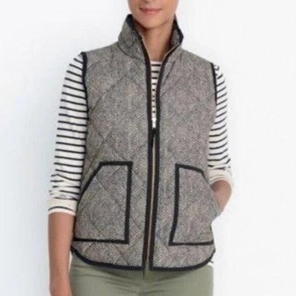 J. Crew Black Herringbone Down Quilted Vest Size M - Picture 1 of 5